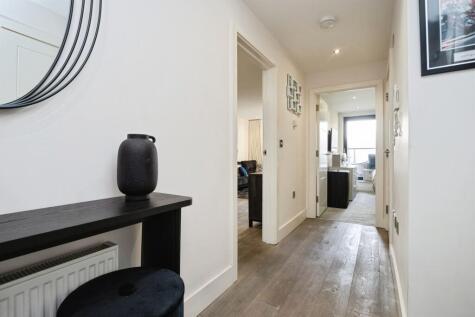 Lyons Crescent, Tonbridge