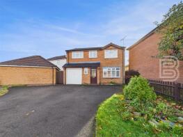 41, Pine Close, Lutterworth LE17 4UT