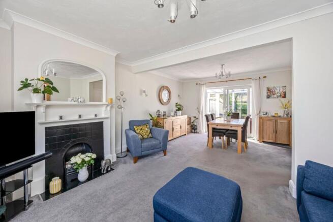 Maple Gardens 8 LIVING DINING ROOM.jpeg