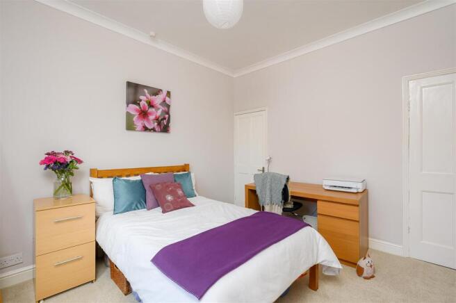 2 bed Terraced for sale Image 9