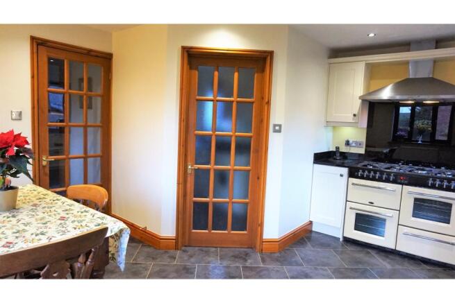 Kitchen / Breakfast