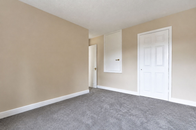 3 bed Terraced to rent Image 12