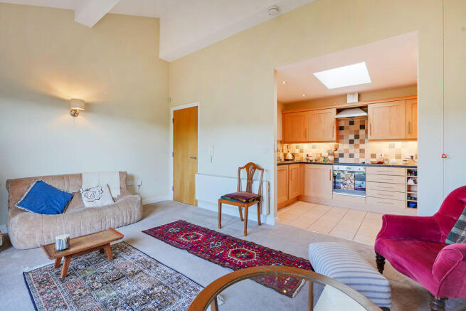 2 bed Retirement Property for sale Image 8