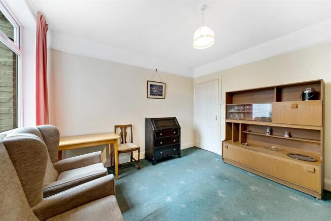 SITTING ROOM