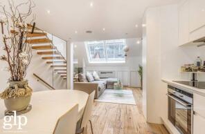 Flat A, 3, Duck Lane, London W1F 0HU