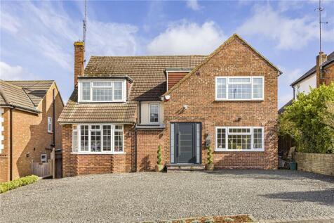 Bradgate, Cuffley, Herts, EN6