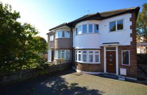 81a, Birkbeck Avenue, Greenford UB6 8LX