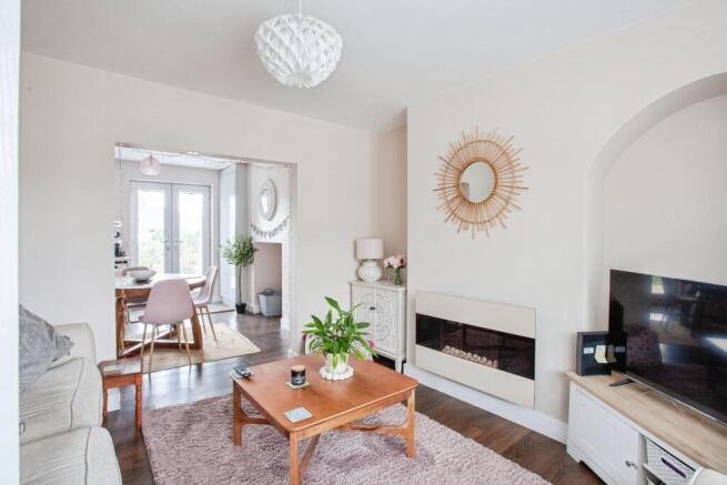2 bed Semi-Detached for sale Image 5