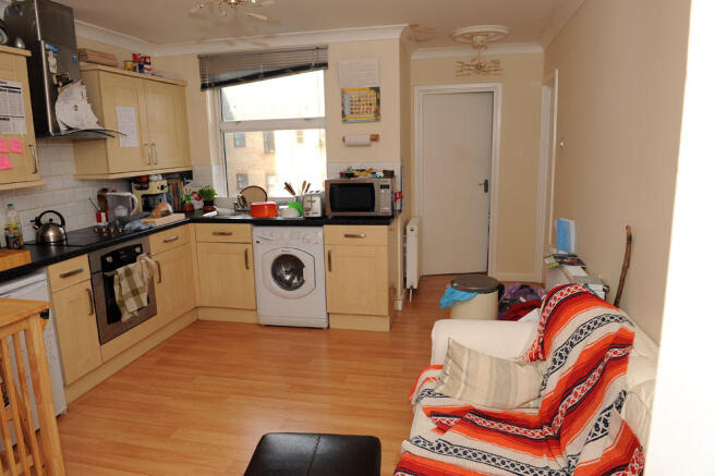 Single flat 2