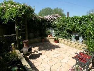 Photo 8