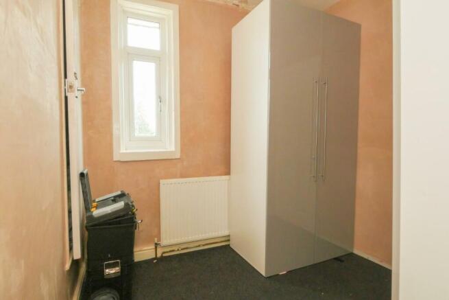 WALK IN WARDROBE