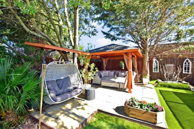 External Lifestyle Photograph