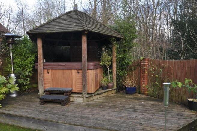 Photo 11