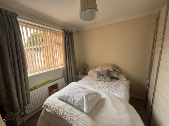 2 bed Semi-Detached Bungalow for sale Image 5