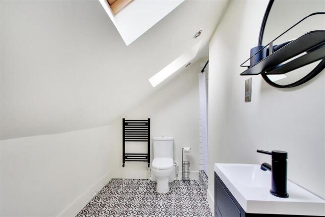 Shower Room.jpg