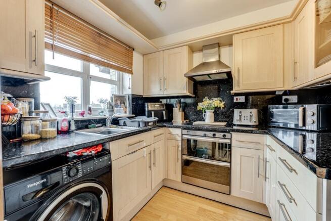 20 The Wells, Finedon-10.jpg