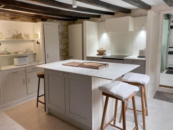 Kitchen.jpg