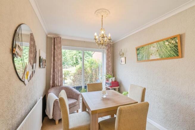 3 bed Semi-Detached for sale Image 5