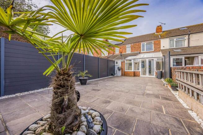61 Magdalen Road, Hilsea-Small-PorticoMarketing-So
