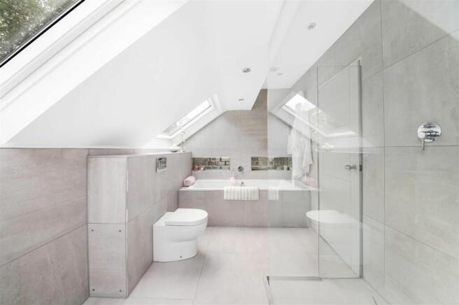 HOUSE BATHROOM