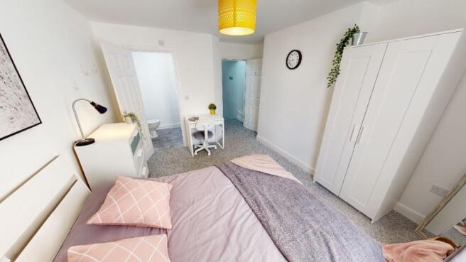 5 bed Terraced for sale Image 5