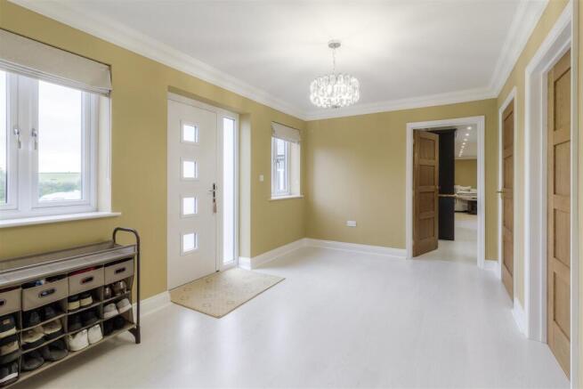 Home Farm Stables, Manor Lane