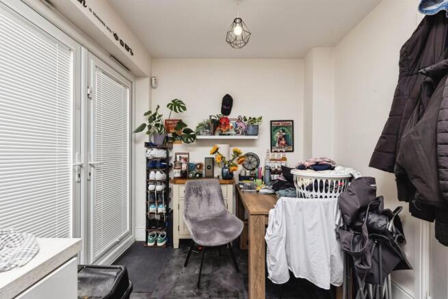 2 bed End of Terrace for sale Image 4