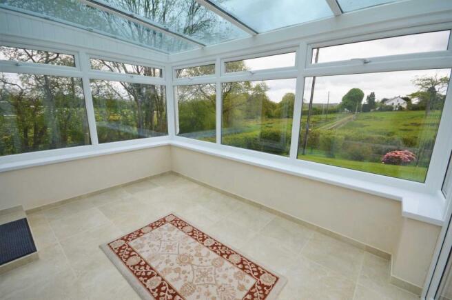24 Lakelands Close
