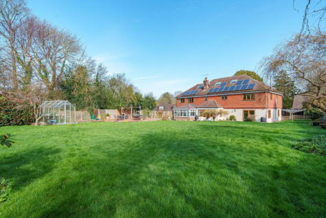 Merryfield Way, Storrington, RH20