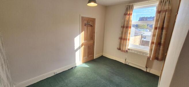 3 bed Terraced for sale Image 11