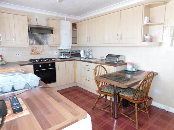 Kitchen b