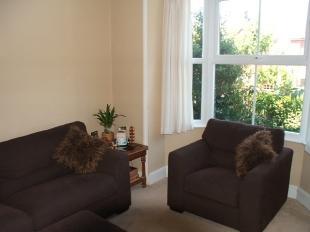 Lounge angle 2