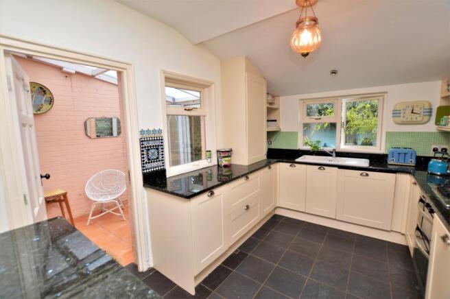 Kitchen / Breakfast