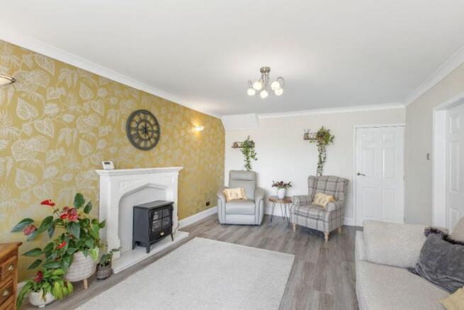 3 bed Bungalow for sale Image 7