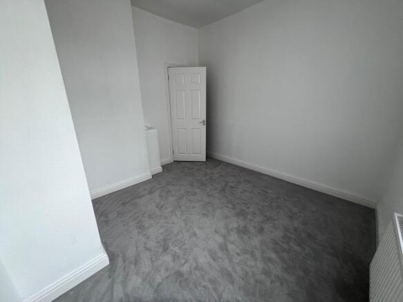 2 bed Terraced for sale Image 5