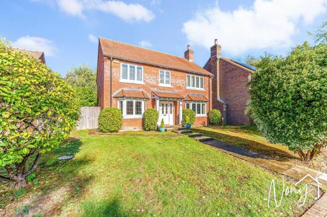 5-bed detached on Beechcroft Close, Twyford, £1,200,000