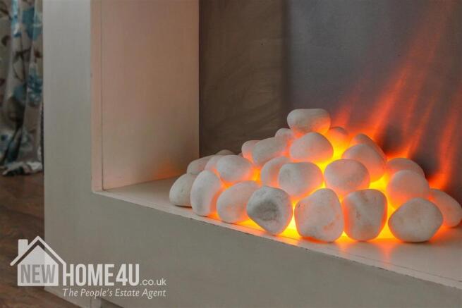LOUNGE: