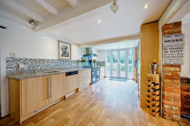 8427344-interior11-800.jpg