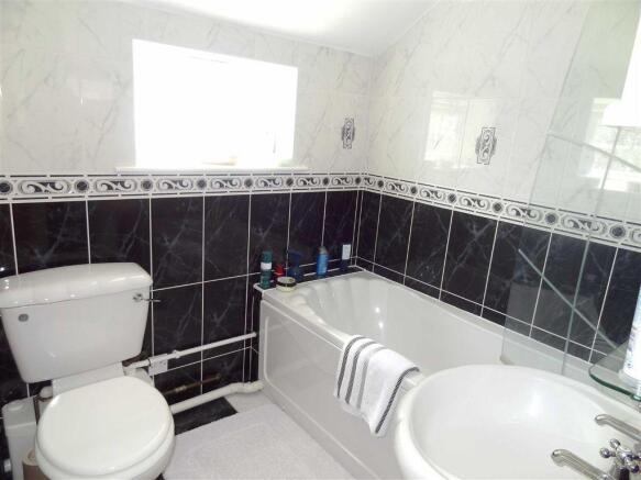 Photo 9