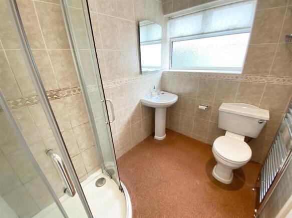 2 bed Semi-Detached Bungalow for sale Image 8