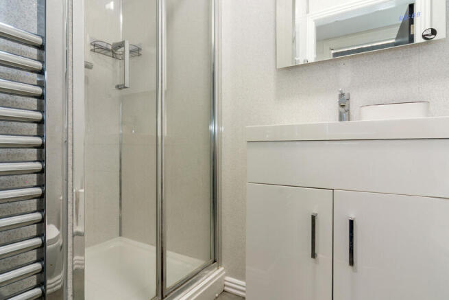 5 bed House of Multiple Occupation for sale Image 9