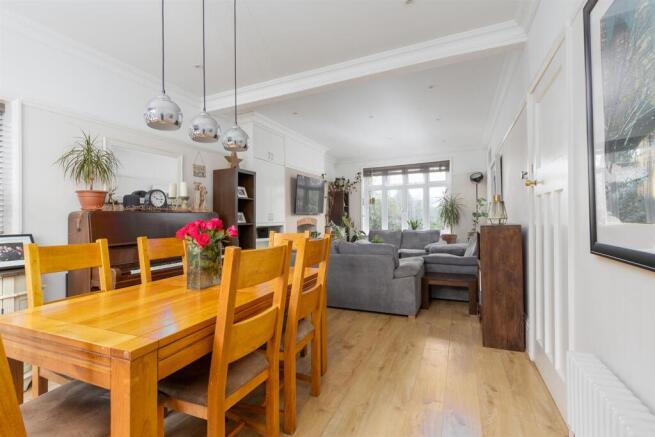 82 Bilton Road, Rugby (14).jpg