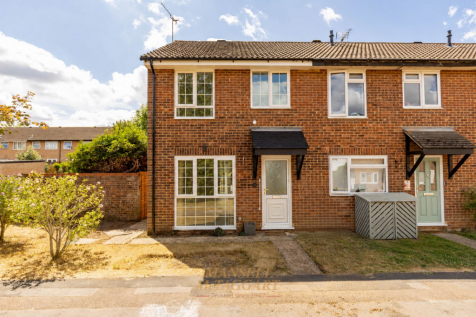 Payne Close, Crawley, RH10