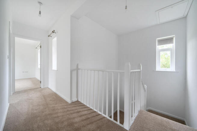 3 bed House to rent Image 10