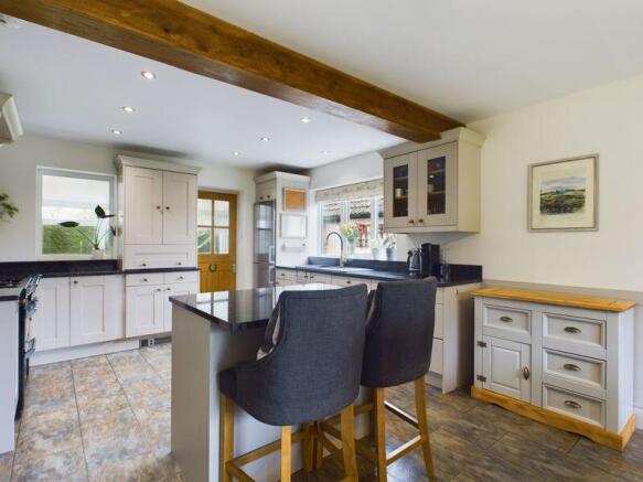 Kitchen/Living Area