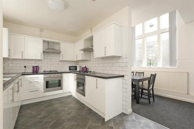 23 bed Not Specified for sale Image 4