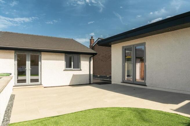 52 Hillswood Avenue