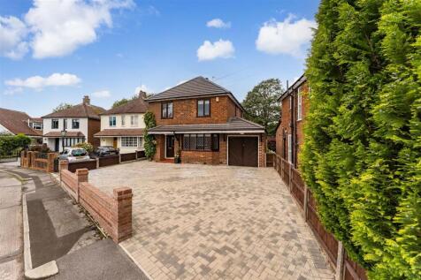The Circuit, Alderley Edge, SK9