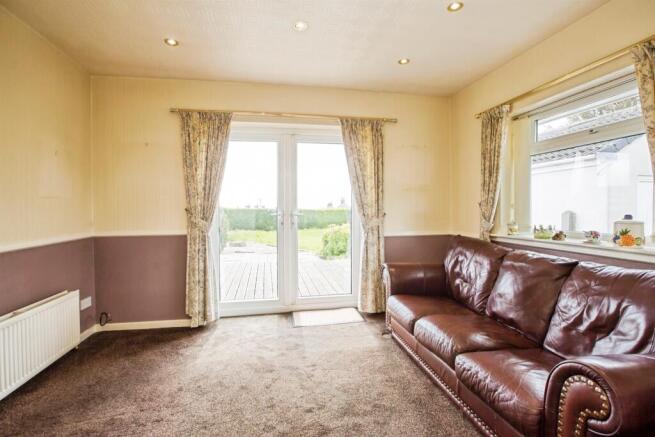 2 bed Semi-Detached Bungalow for sale Image 4