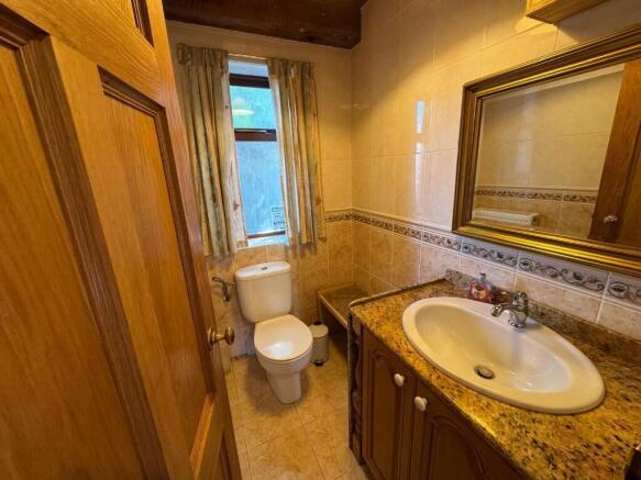 4 bed Cottage to rent Image 7